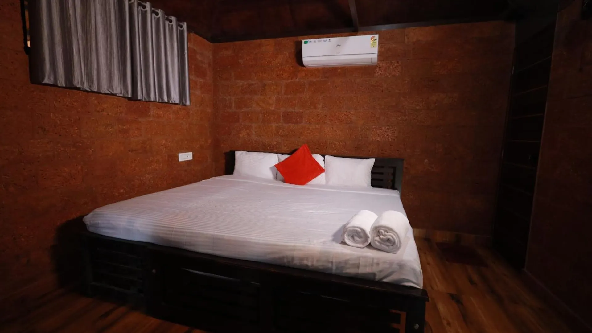 Holistic Stay Eco-Resort & Ayurvedic Retreat Paithalmala Hotel
